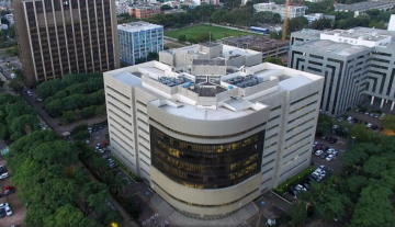 TRF4 mantém prisão de ex-gerente da Petrobras Roberto Gonçalves